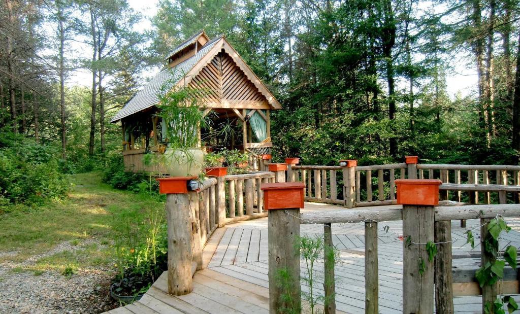 Auberge Restaurant La Mara Saint-Joseph-de-Ham-Sud المظهر الخارجي الصورة